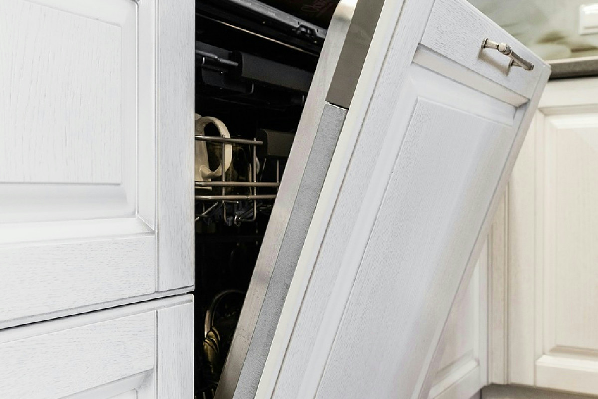 Warum man nach dem Ende des Spülprogramms noch warten sollte, bevor man die Maschine öffnet